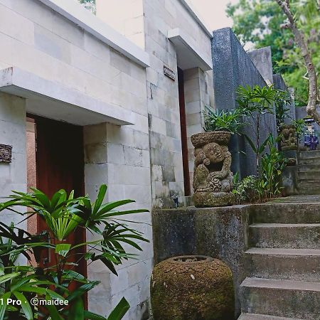 Amertha Pecatu Villa Kuta Lombok Exteriör bild